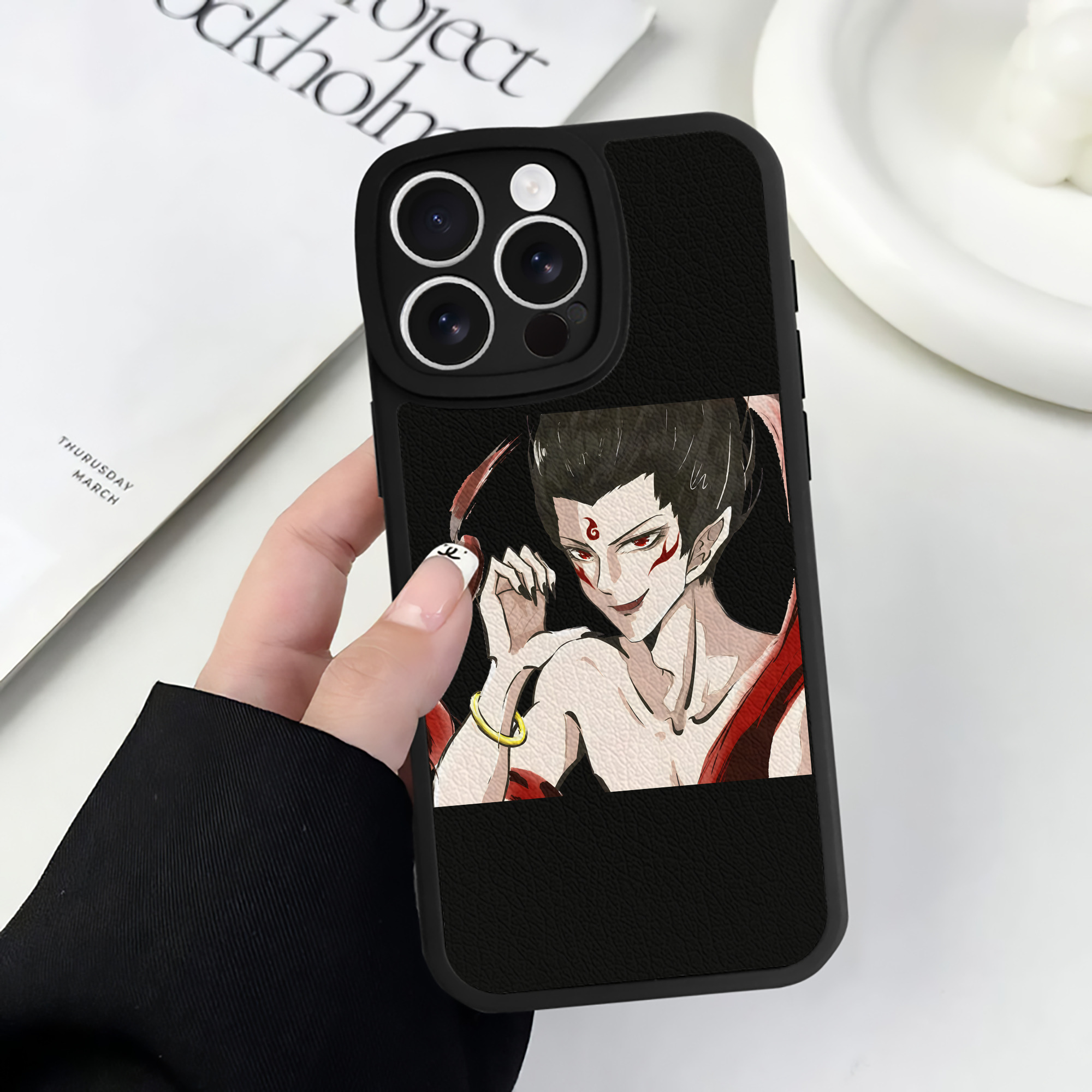 （画像用） Ne Zha 2 ナタ 魔童の大暴れ 【iPhone 16シリーズ対応】シリコンスマホケース（レザー調） 材質：シリコン